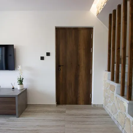 Apartament High-end 3br Huge Duplex Near Landmark *